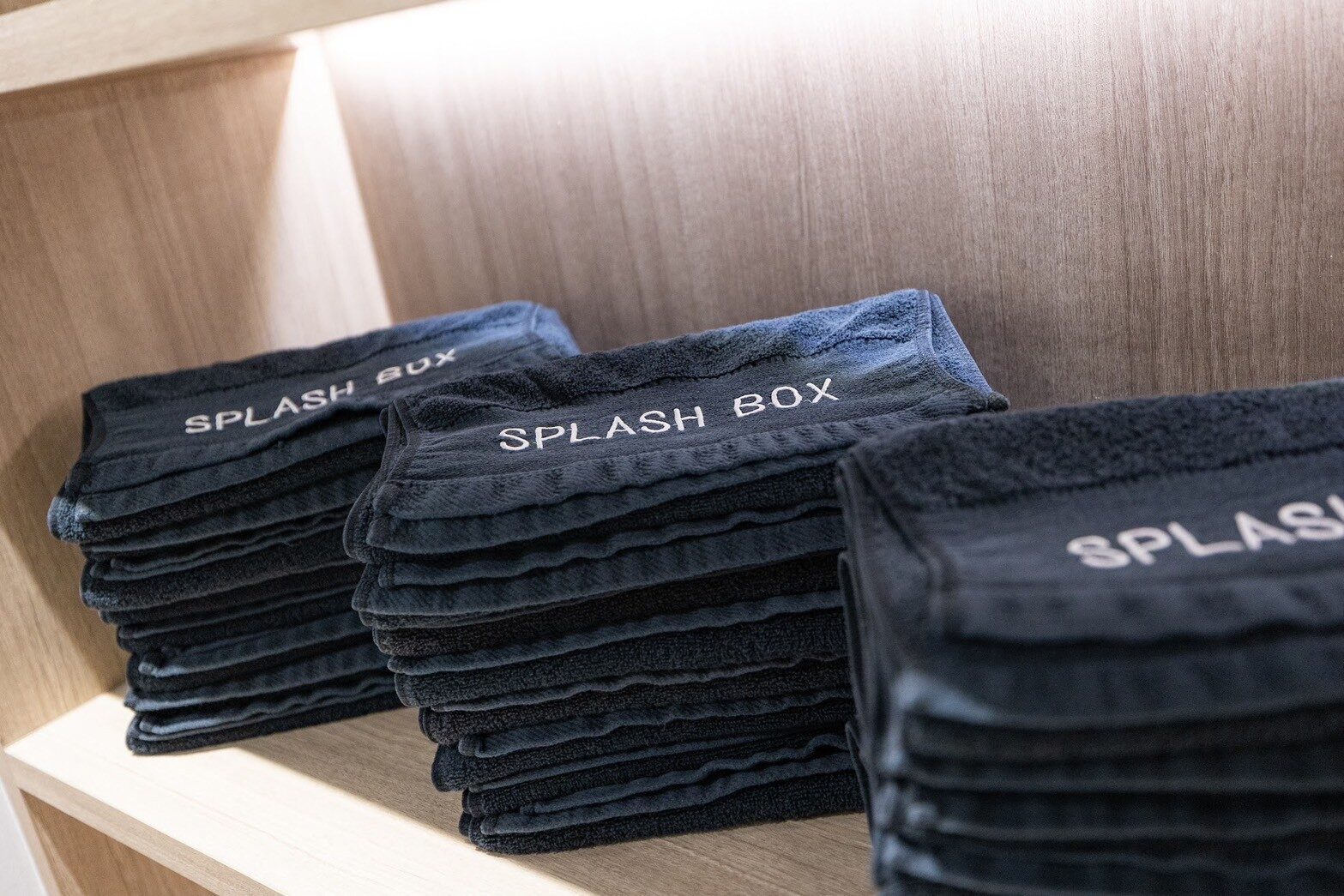 SPLASH BOX rental & amenities